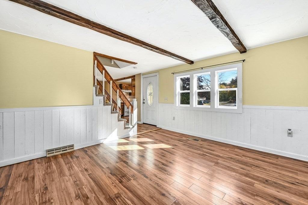 1 Blackstone St - Photo 4 of 35