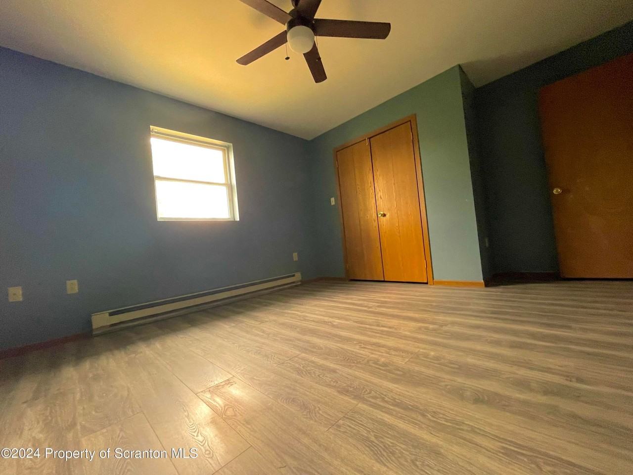 254 S Keyser Ave - Photo 6 of 8