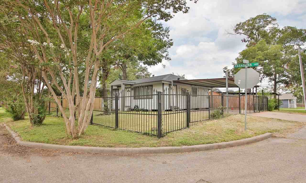 1853 Pasadena St - Photo 3 of 43