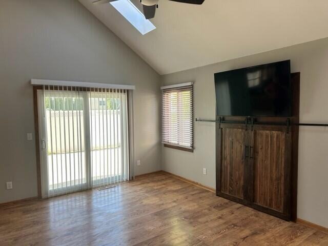 9431 68th St - Photo 5 of 19