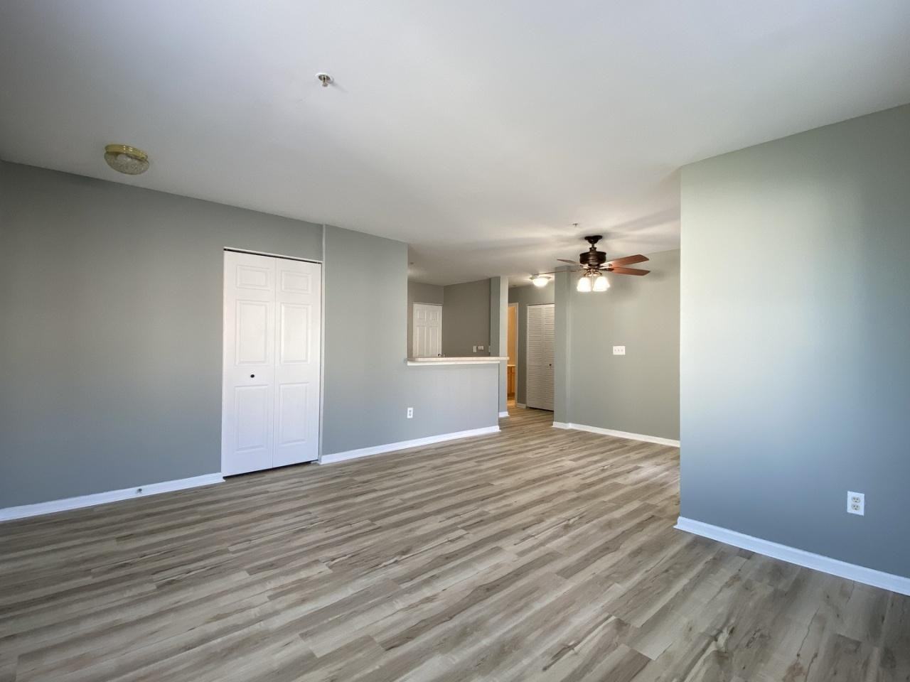 136 Bertram Dr - Photo 4 of 21