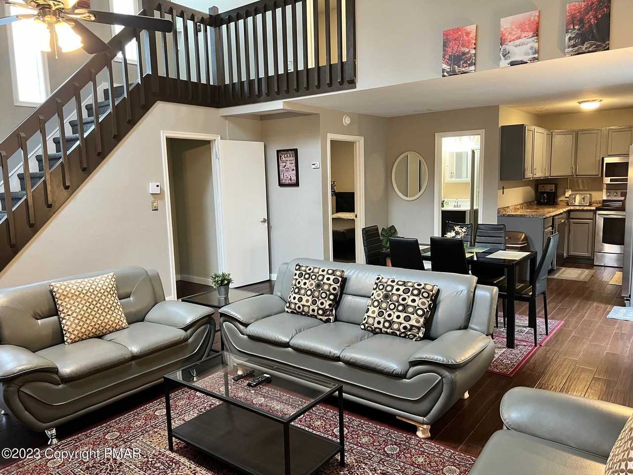 1139 Clover Rd - Photo 3 of 23