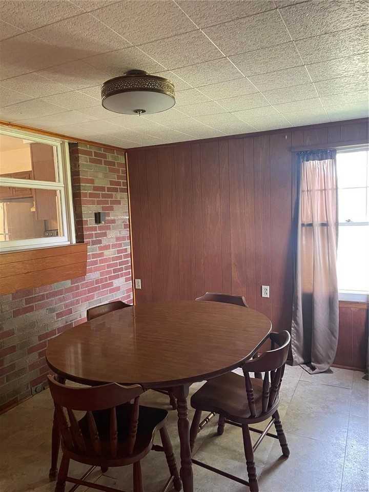 2805 Francis Dr - Photo 4 of 8