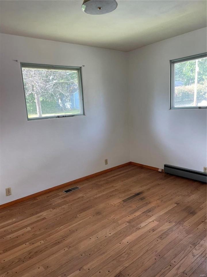 2805 Francis Dr - Photo 5 of 8