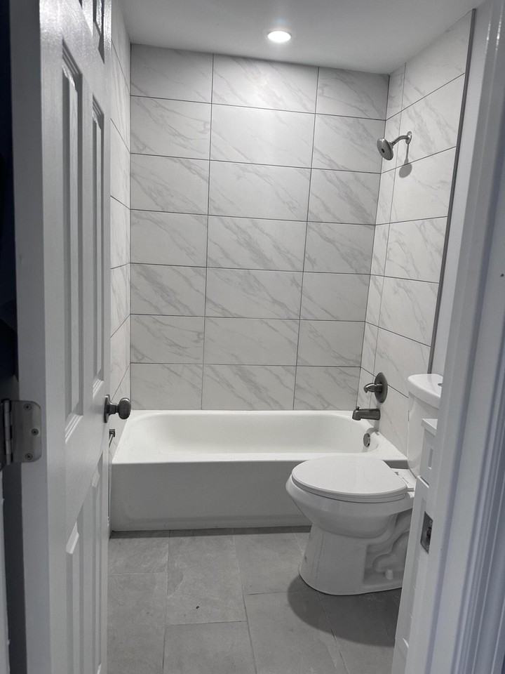 7521 Nw 44th Ct - Photo 3 of 6