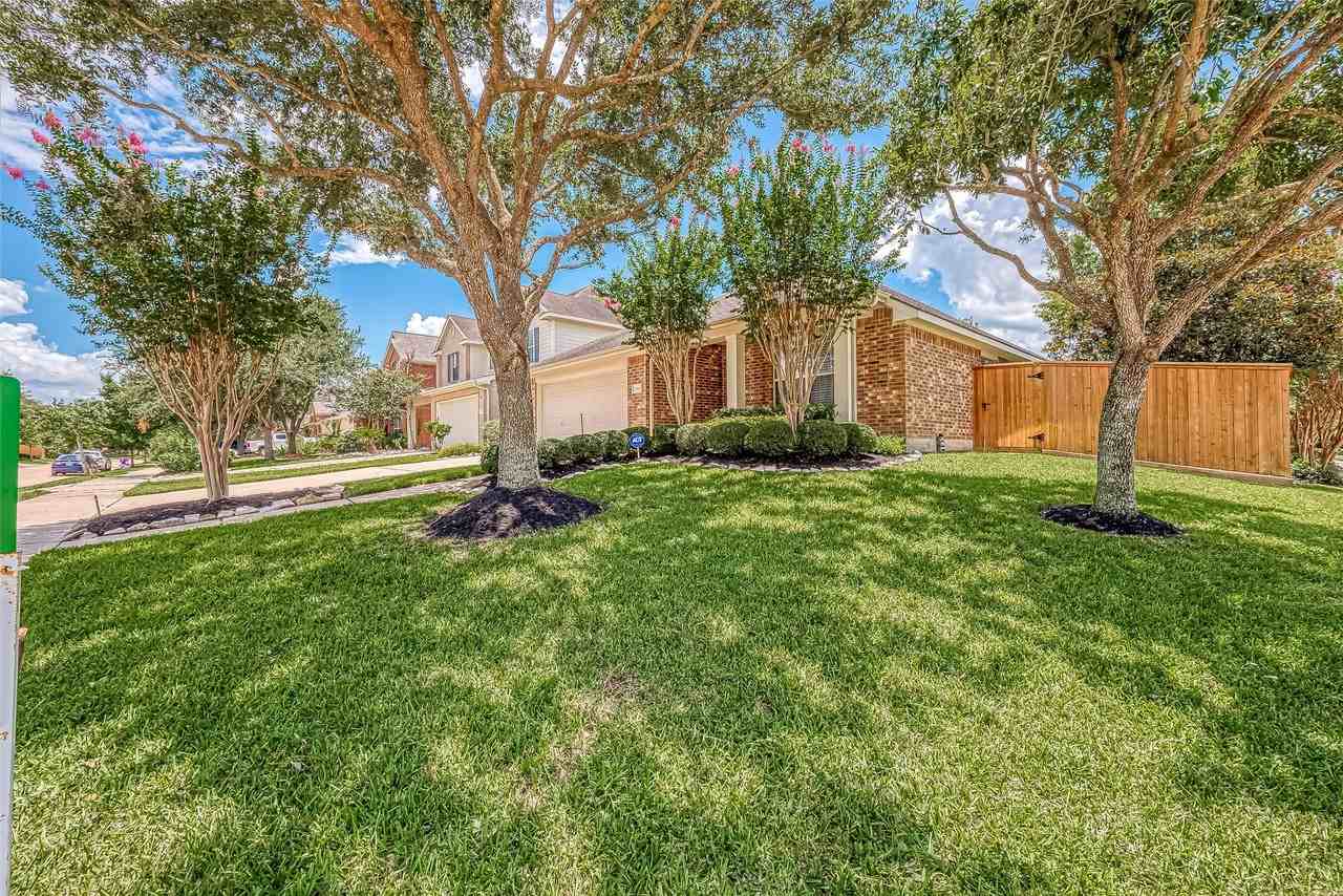 7111 Thistlewood Park Ct - Photo 2 of 28