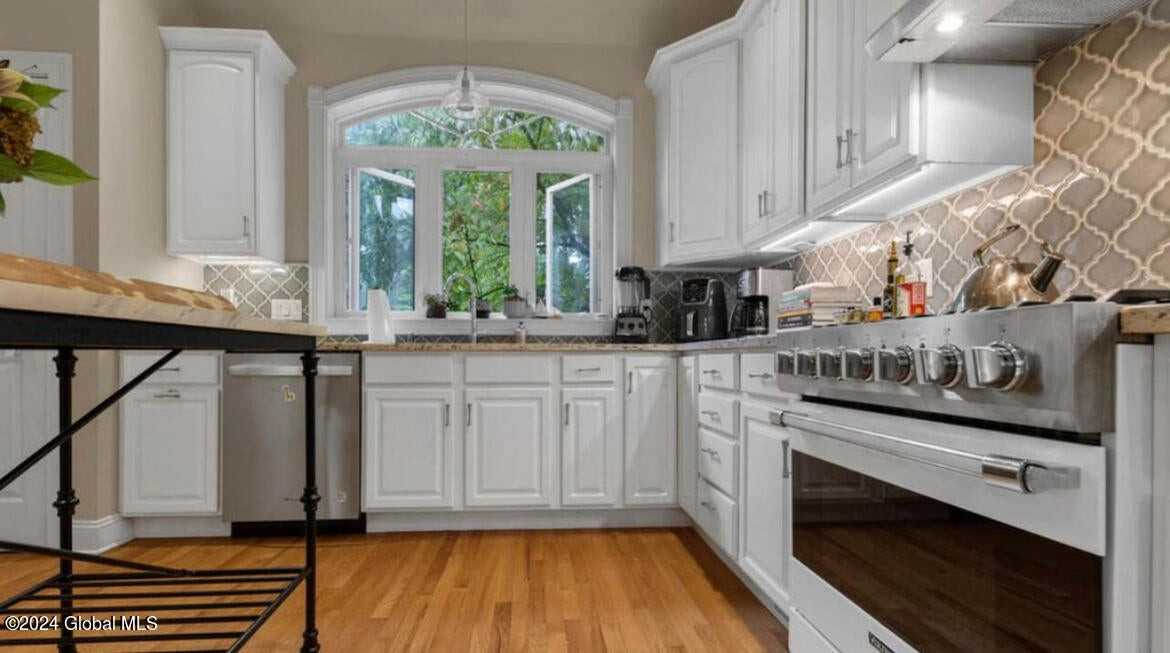 41 Waterview Dr - Photo 6 of 49