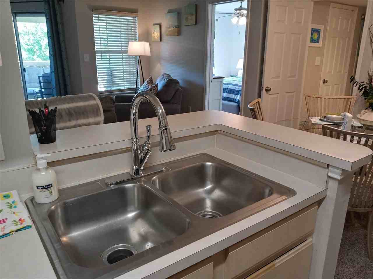 1232 S Missouri Ave - Photo 7 of 50