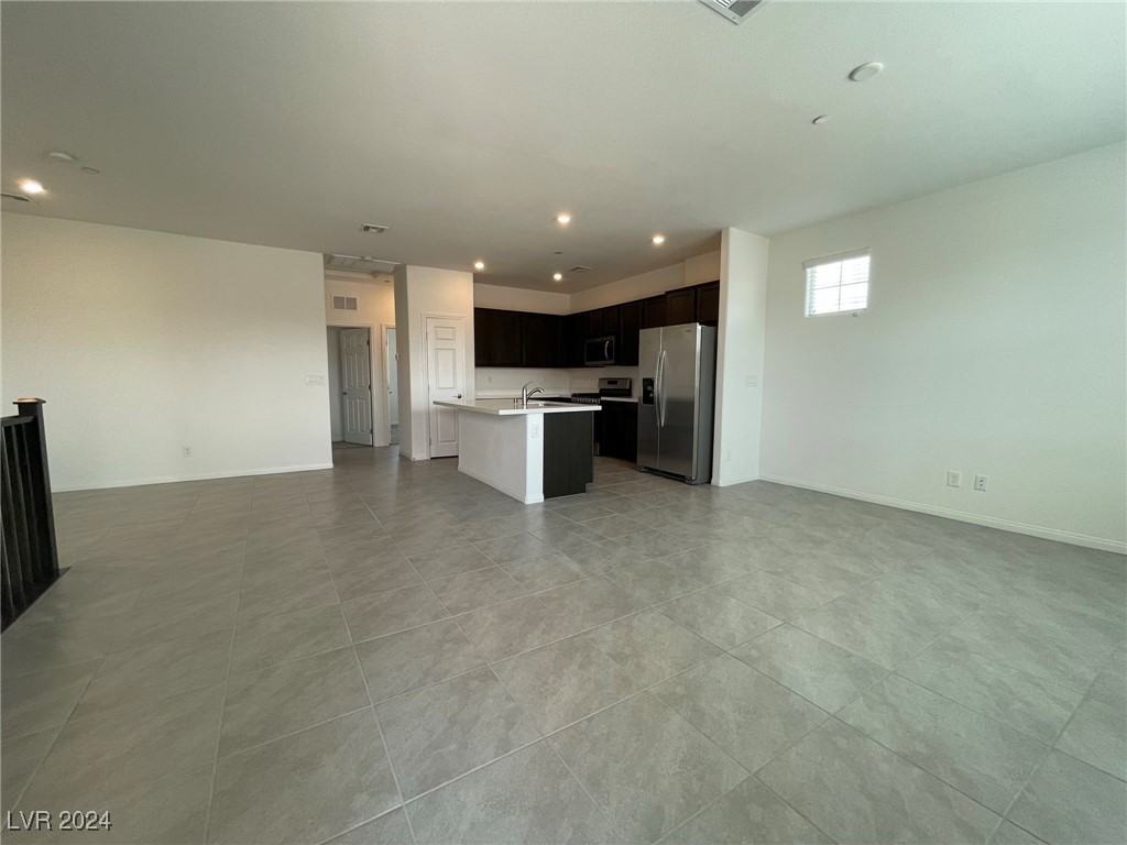 678 Vetiver Ln - Photo 7 of 30