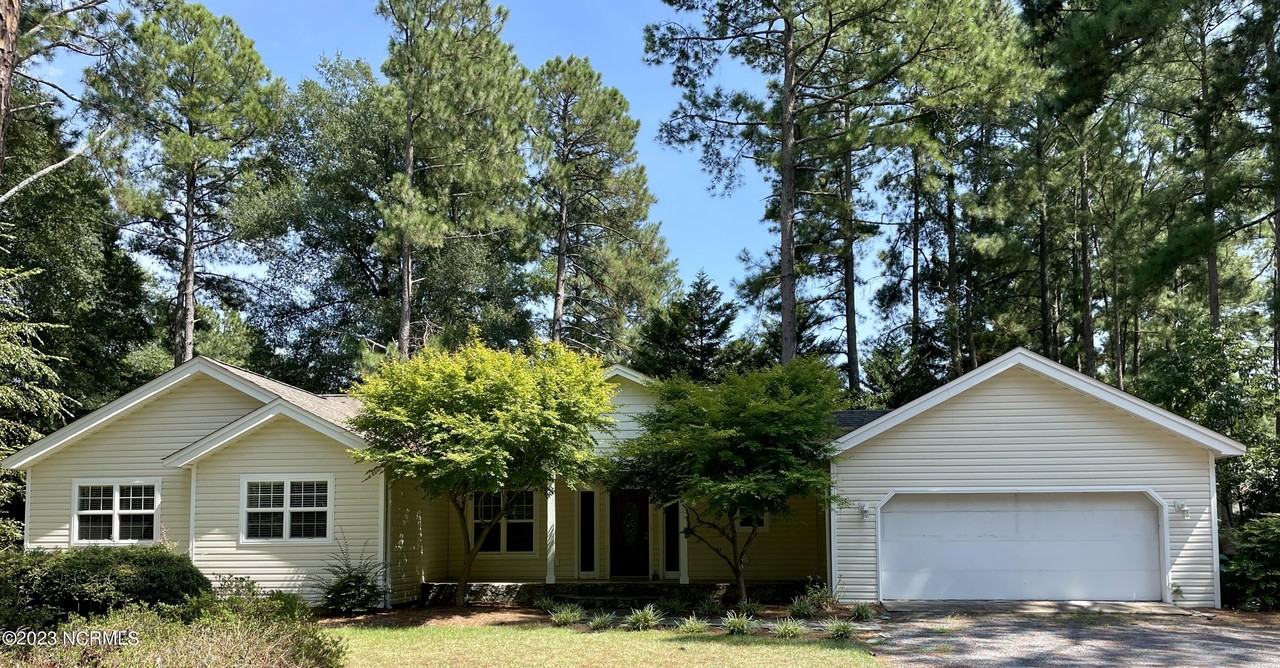 115 Merion Cir - Photo 2 of 21