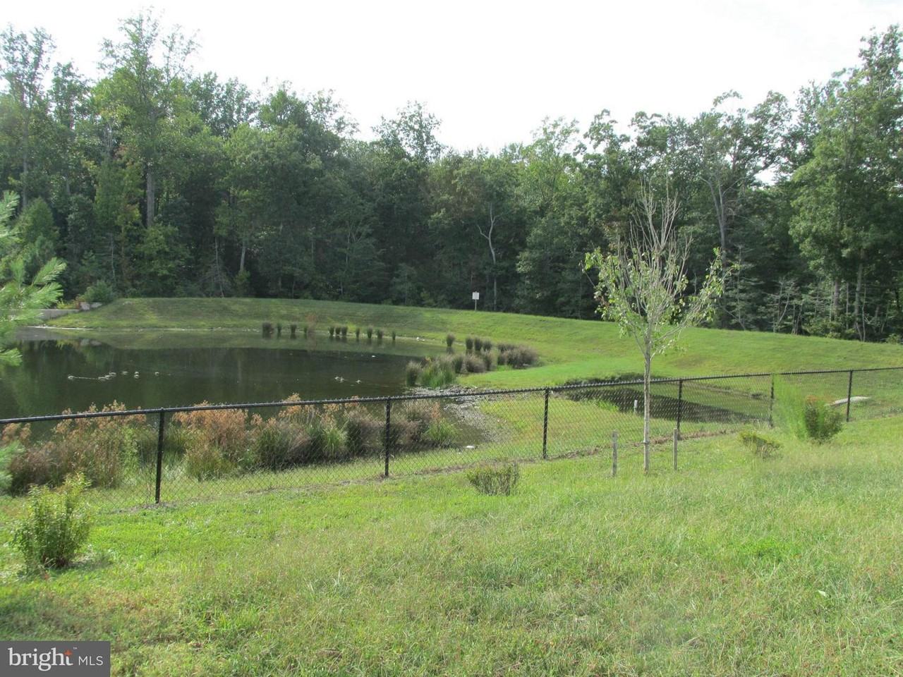 21551 Port Ct - Photo 3 of 47