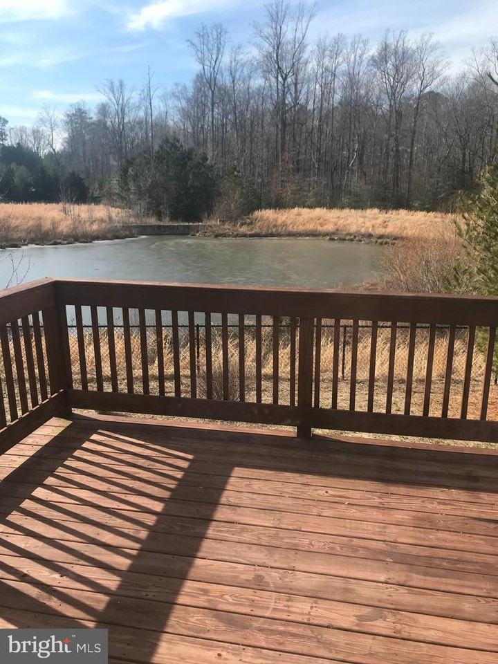 21551 Port Ct - Photo 4 of 47