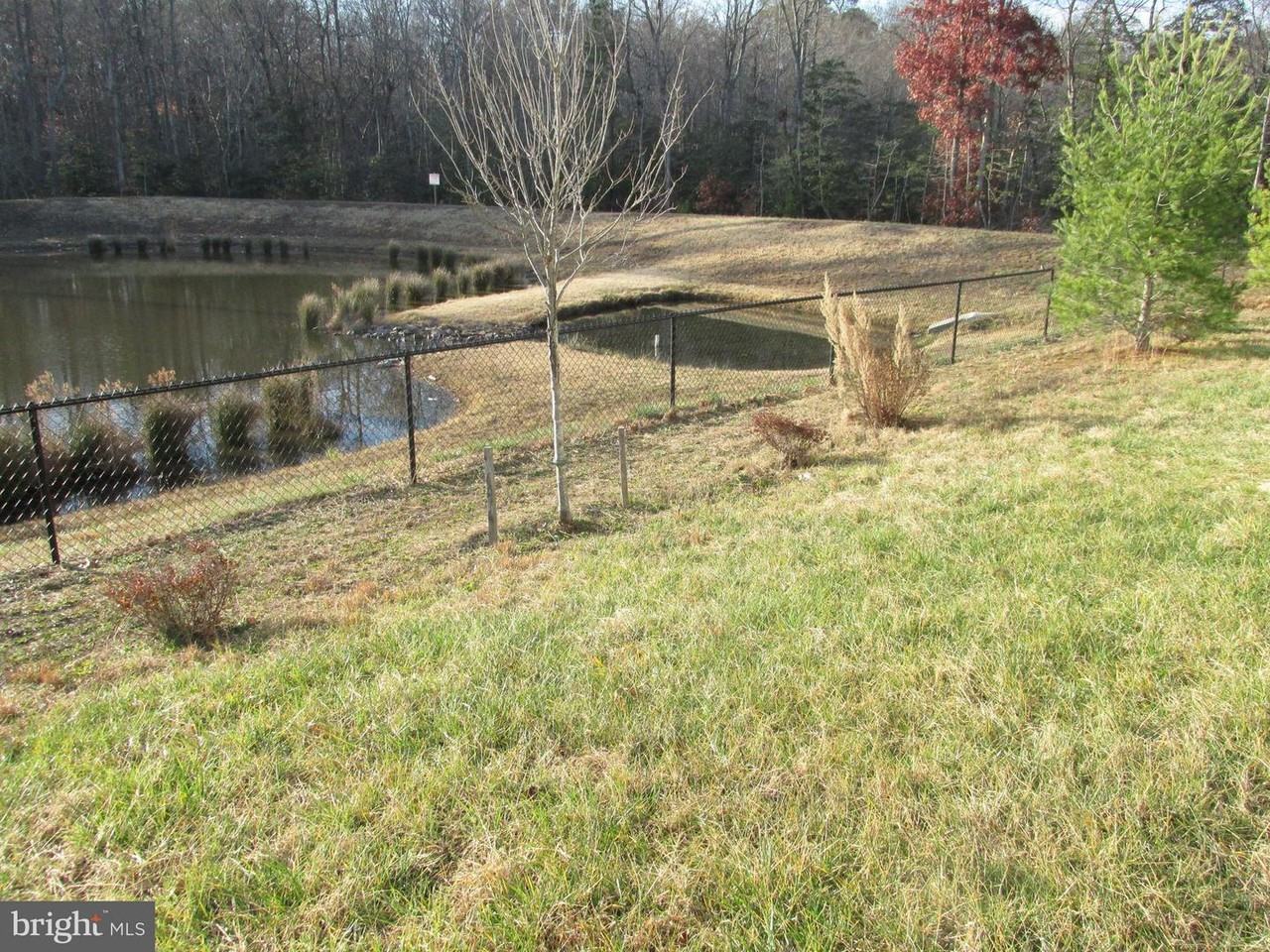 21551 Port Ct - Photo 5 of 47