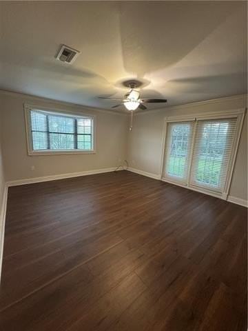 1518 Sylvia Ave - Photo 4 of 18