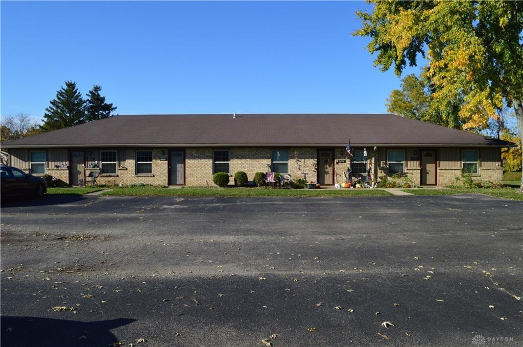 8492 Woodgrove Ct - Photo 2 of 16