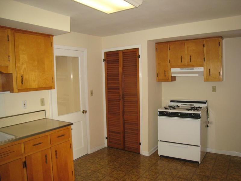 4 Van Winkle Pl - Photo 5 of 13