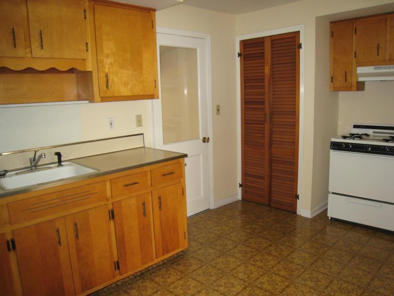 4 Van Winkle Pl - Photo 6 of 13