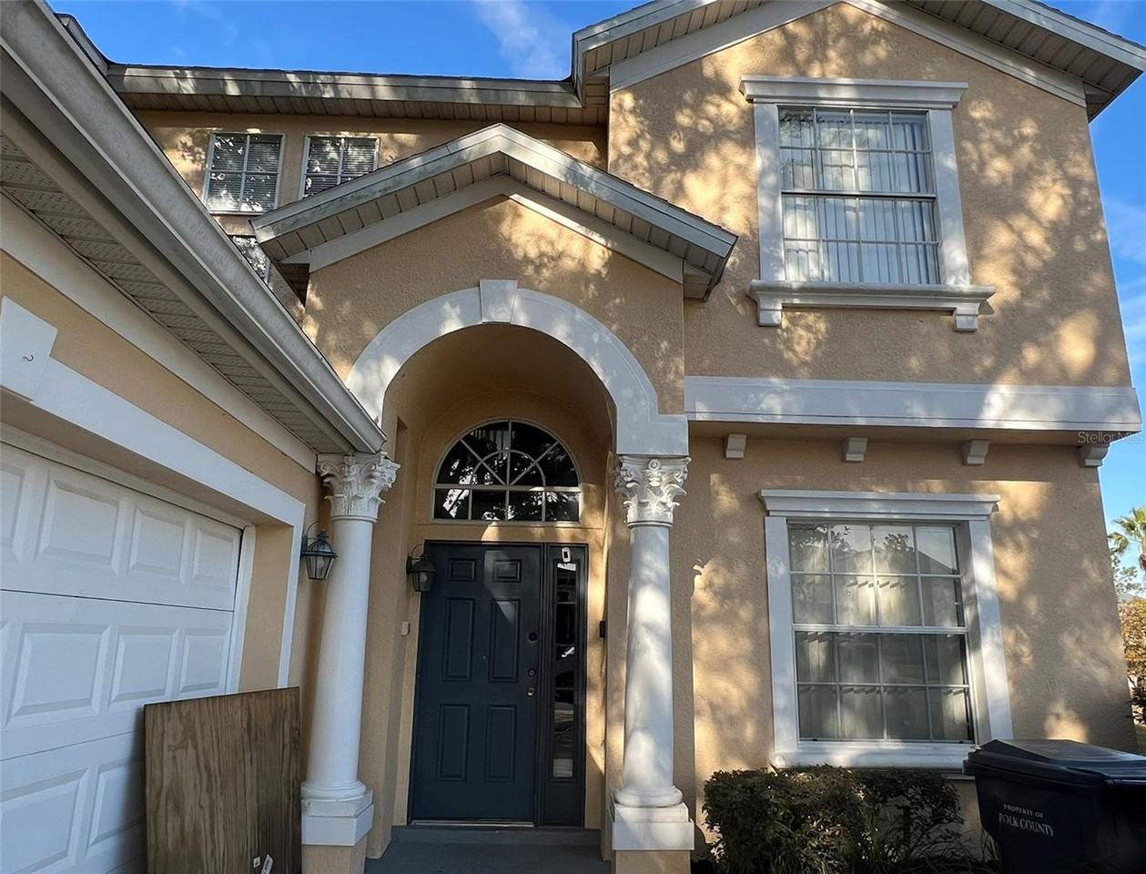 406 Calabay Parc Blvd - Photo 3 of 33