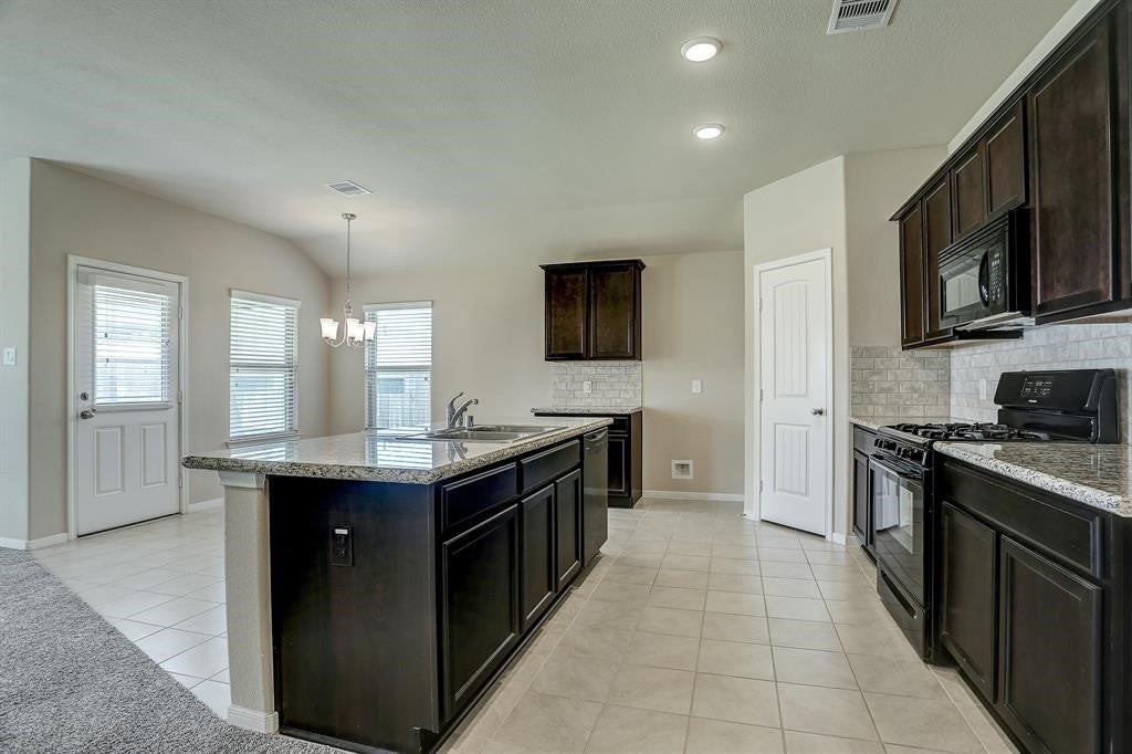 2918 Indwarra Ct - Photo 2 of 10