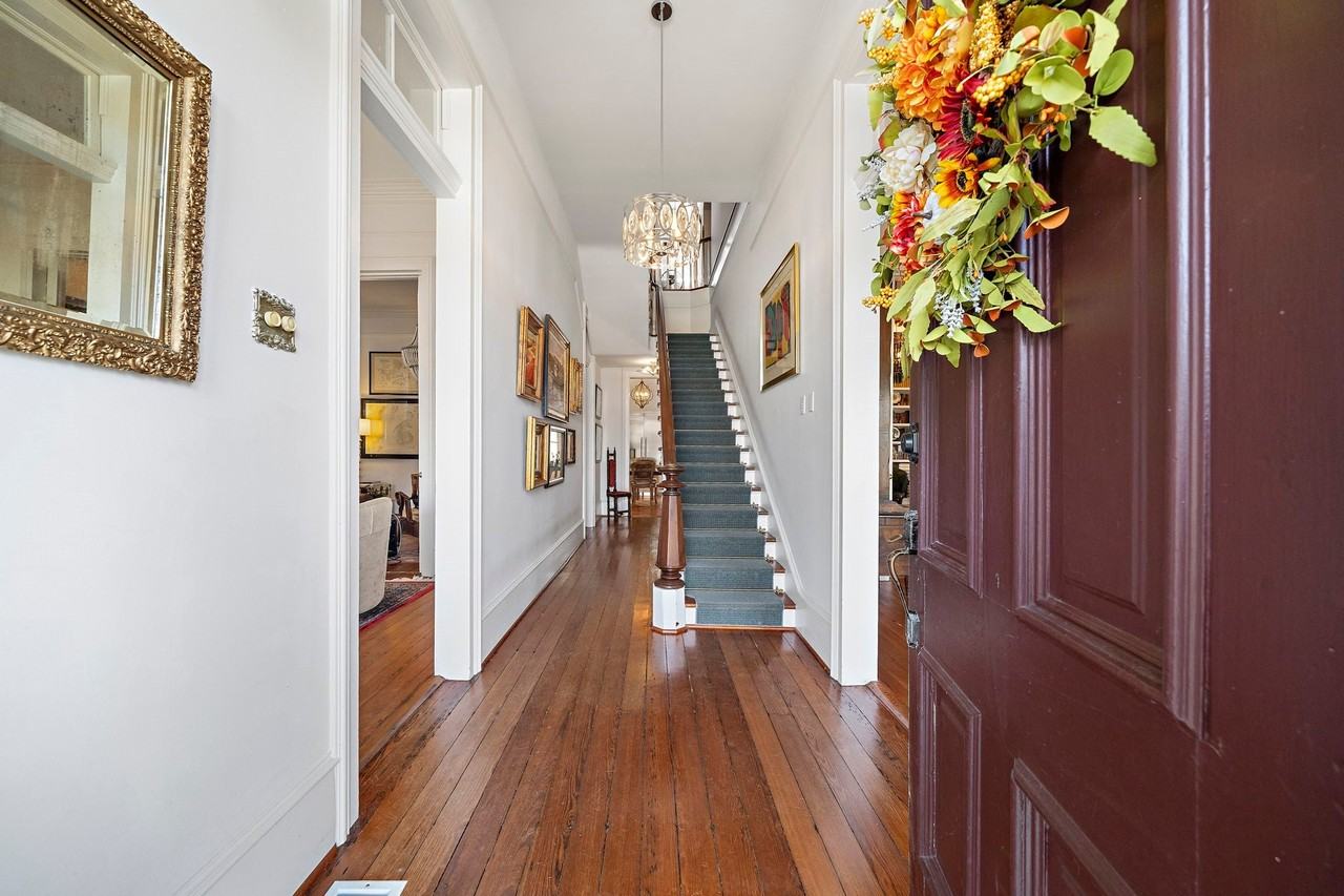 1217 Church St - Photo 3 of 42