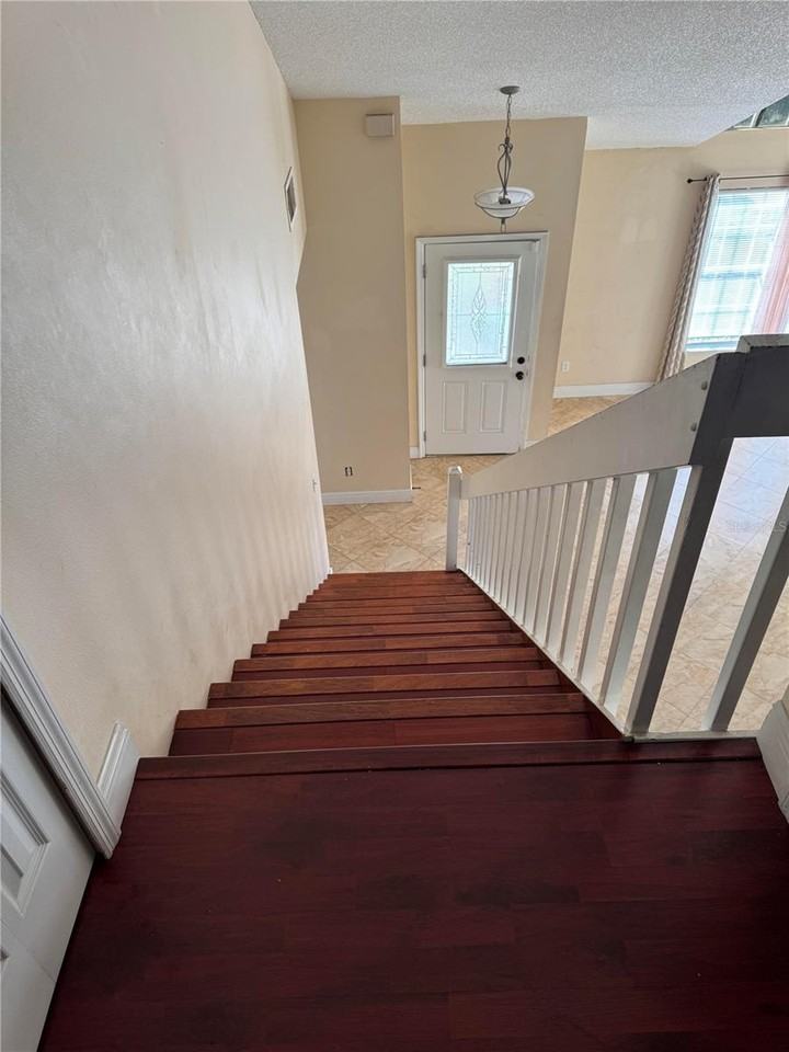 1240 Holly Springs Cir - Photo 4 of 21