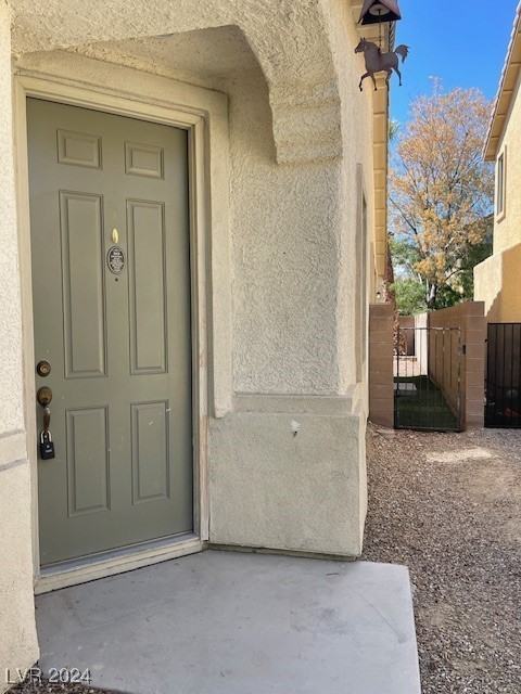 8239 Oasis Bloom St - Photo 2 of 29