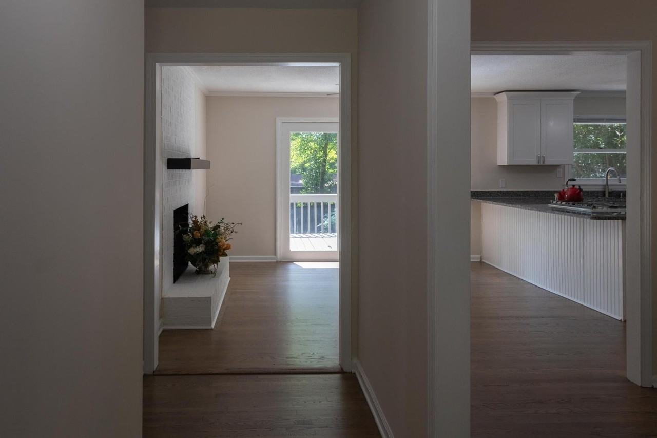 116 Virginia Dr - Photo 6 of 38