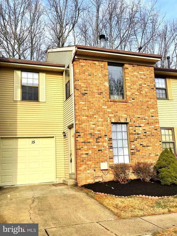 15 Blackhawk Ct - Photo 2 of 22