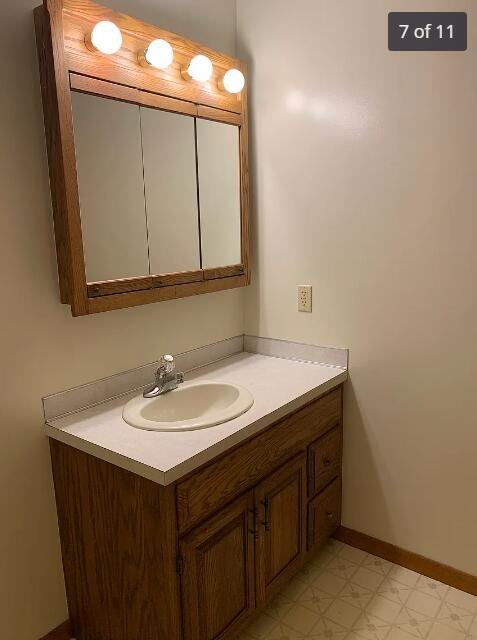 6132 Torrington Rd - Photo 7 of 11