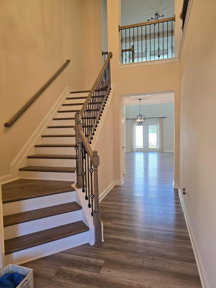 616 Mount Blanc Way - Photo 3 of 27