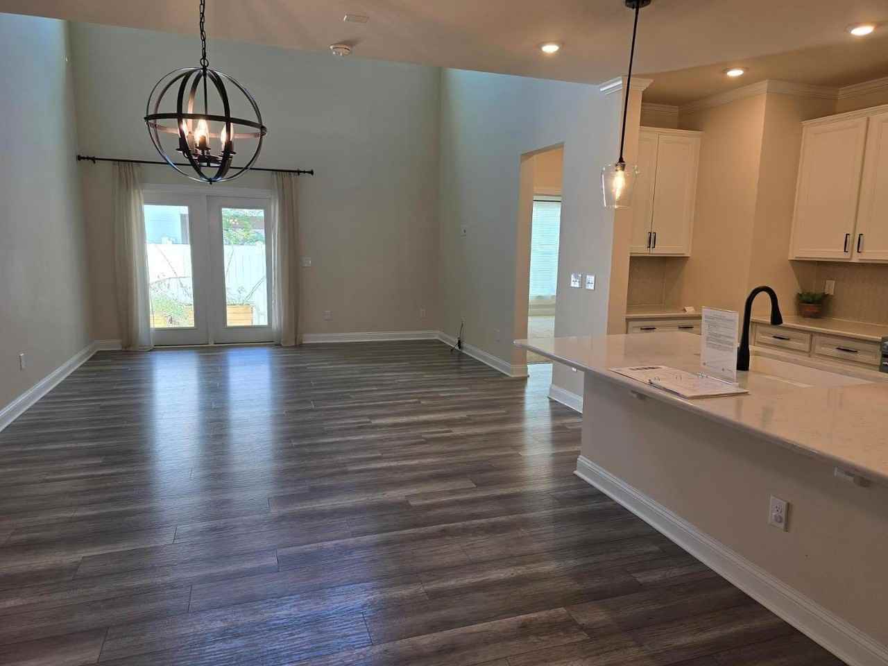 616 Mount Blanc Way - Photo 4 of 27