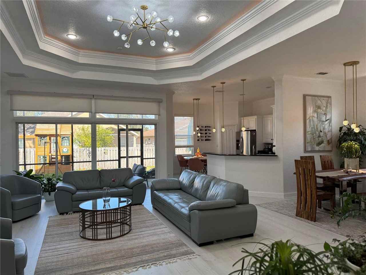 8876 Sw 74th Ave - Photo 2 of 21