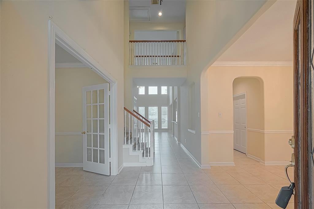 3218 Twinmont Ln - Photo 2 of 32