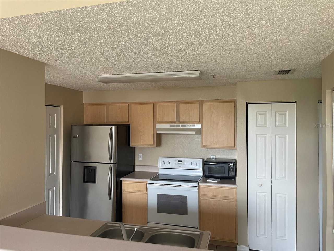 3502 Windy Walk Way - Photo 7 of 17