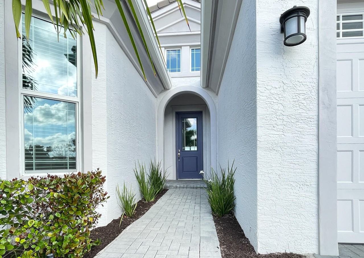 15995 Whippoorwill Cir - Photo 3 of 45