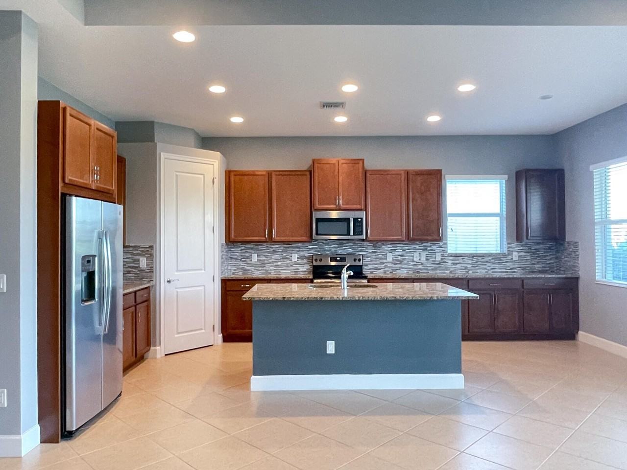 15995 Whippoorwill Cir - Photo 6 of 45