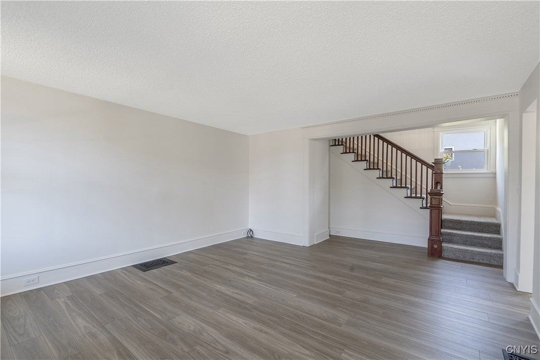 52 E Utica St ## 54 - Photo 5 of 23