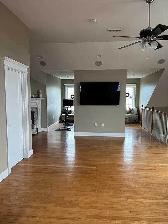 271 Draper St ##3 - Photo 3 of 9