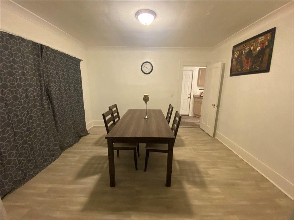 222 Collingwood Dr - Photo 5 of 9