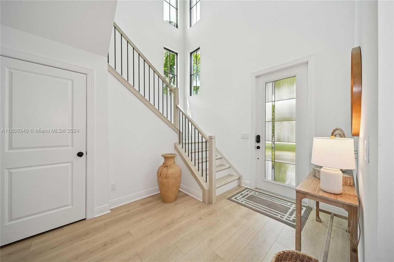 13062 Artisan Cir - Photo 3 of 29