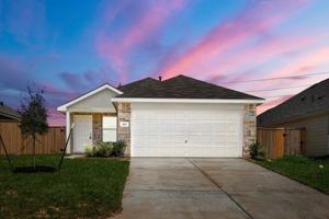 featured image of 383 Jewett Meadow Dr