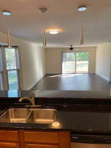 10399 Paradise Blvd - Photo 5 of 22