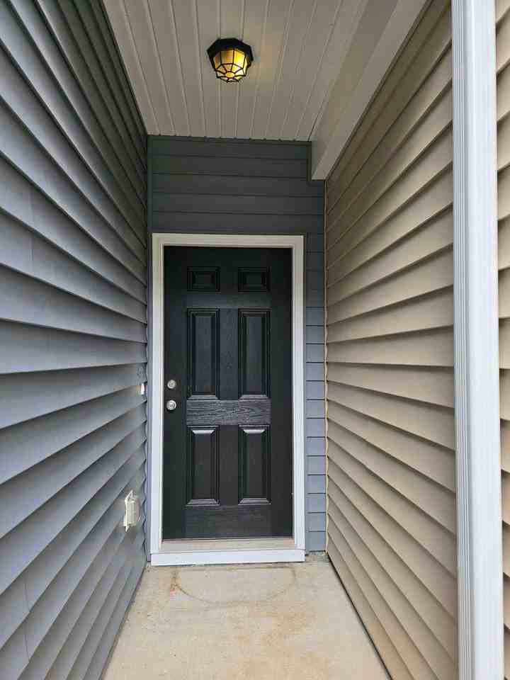 142 Cobalt Creek Way - Photo 2 of 21