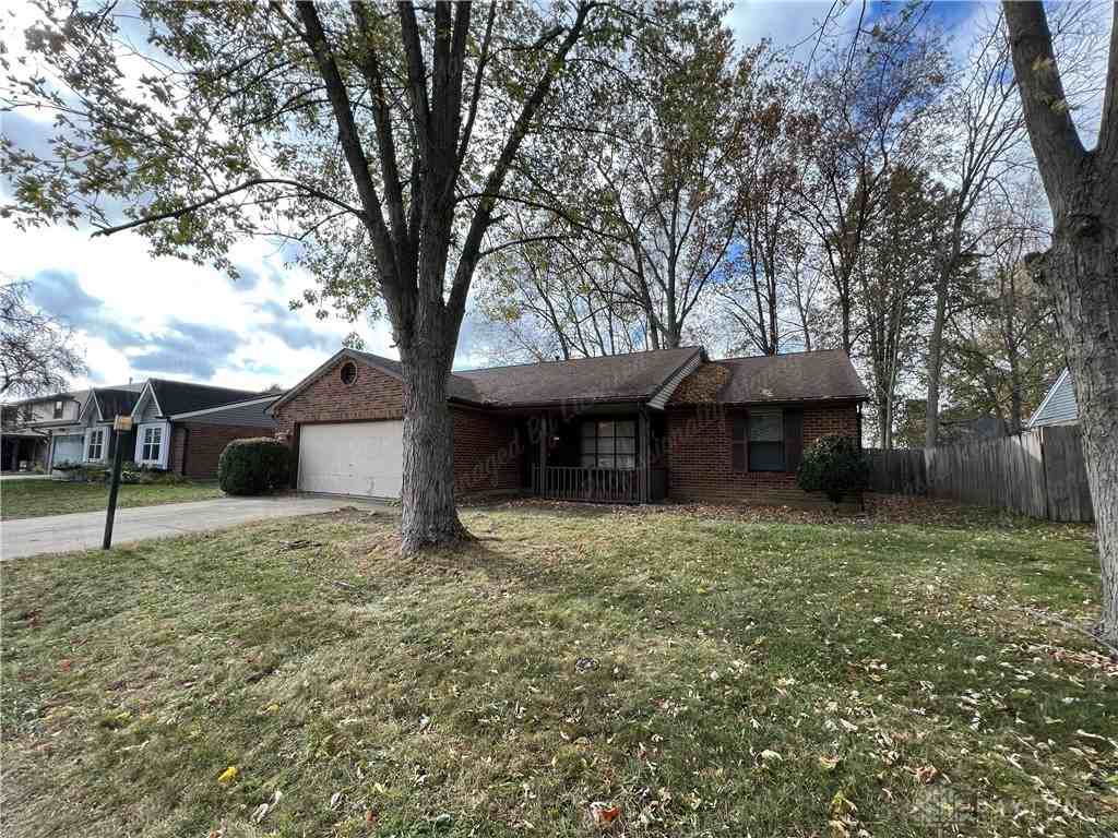 8921 Willowgate Ln - Photo 2 of 25