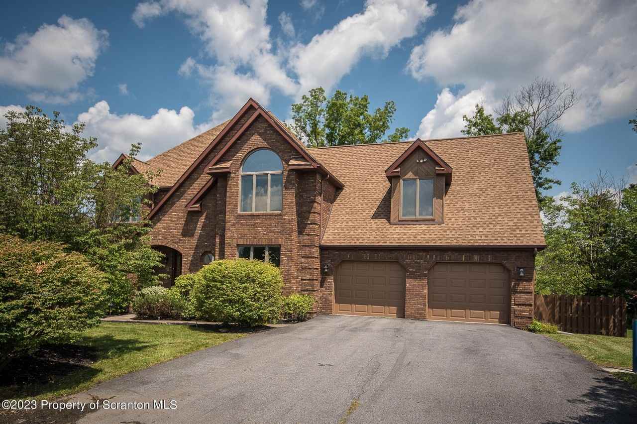 601 Hampton Rd - Photo 2 of 23