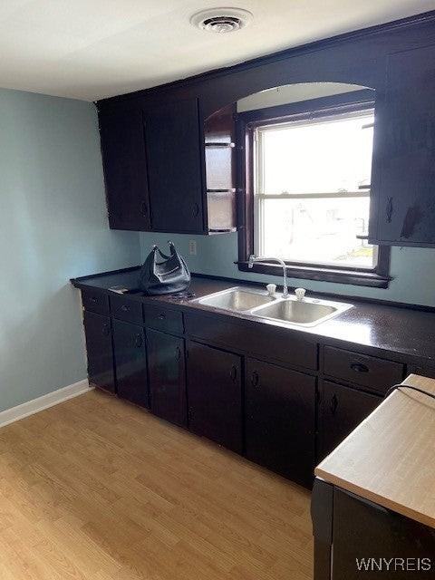 24 Evelyn Ave - Photo 5 of 7