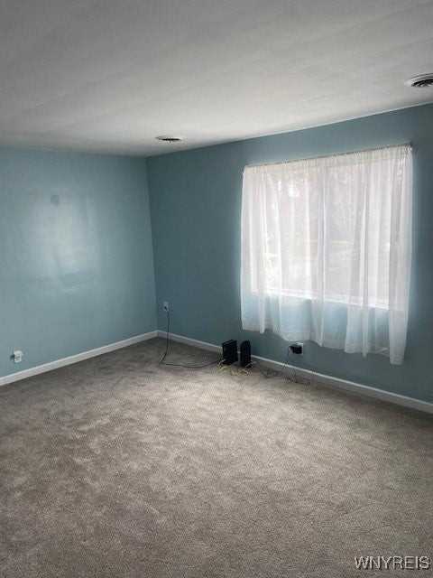 24 Evelyn Ave - Photo 6 of 7