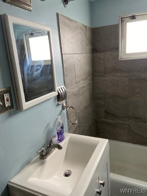 24 Evelyn Ave - Photo 7 of 7