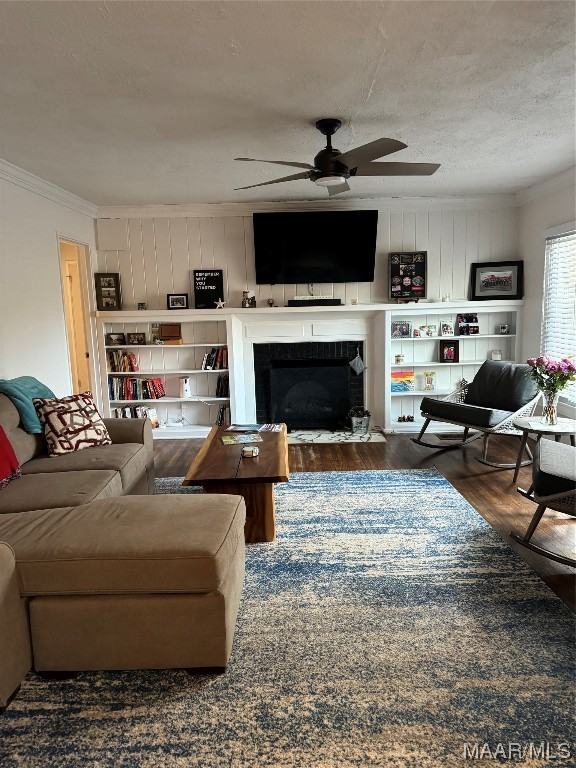 3560 N Georgetown Dr - Photo 2 of 23