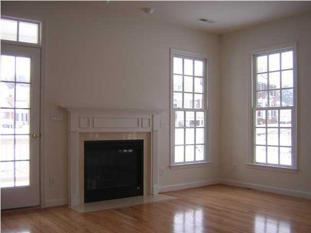 1063 Haden Ter - Photo 3 of 3